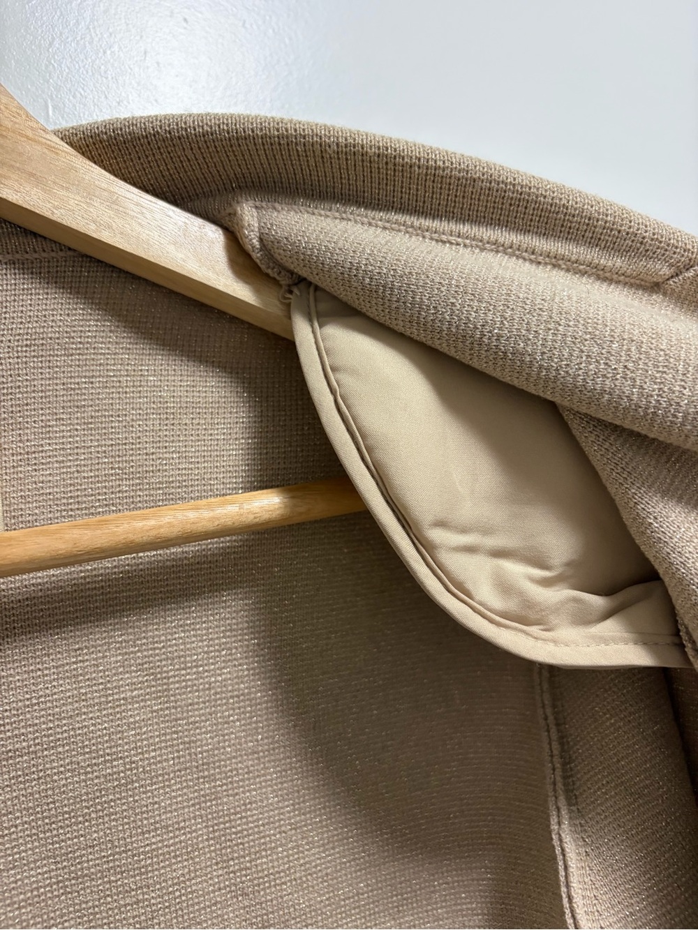 L'AGENCE Kenzie Metallic Knit Blazer in Khaki Gold Women’s Size Large - Picture 8 of 8